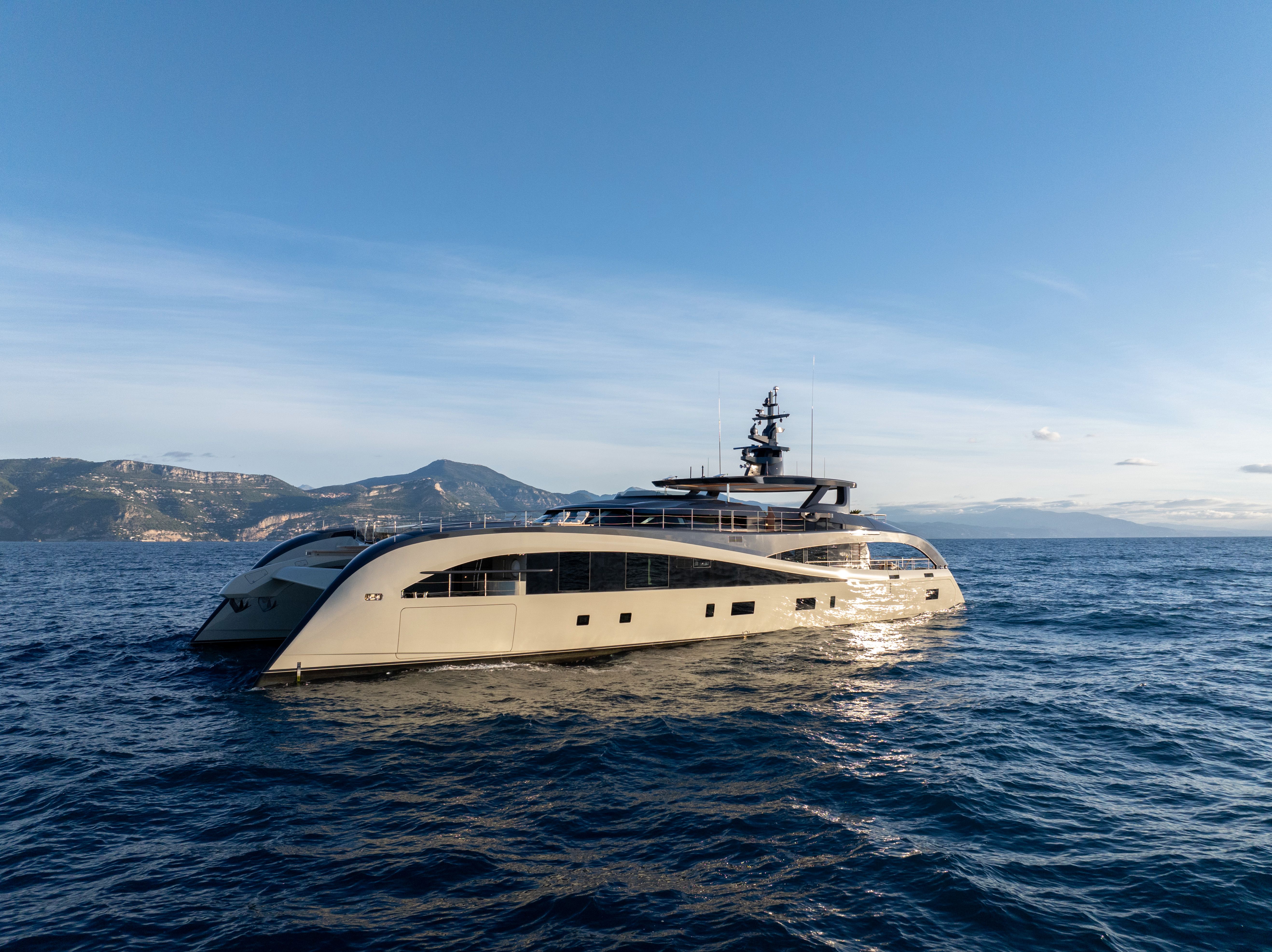 ROSSINAVI UNVEILS M/Y SEAWOLF X.