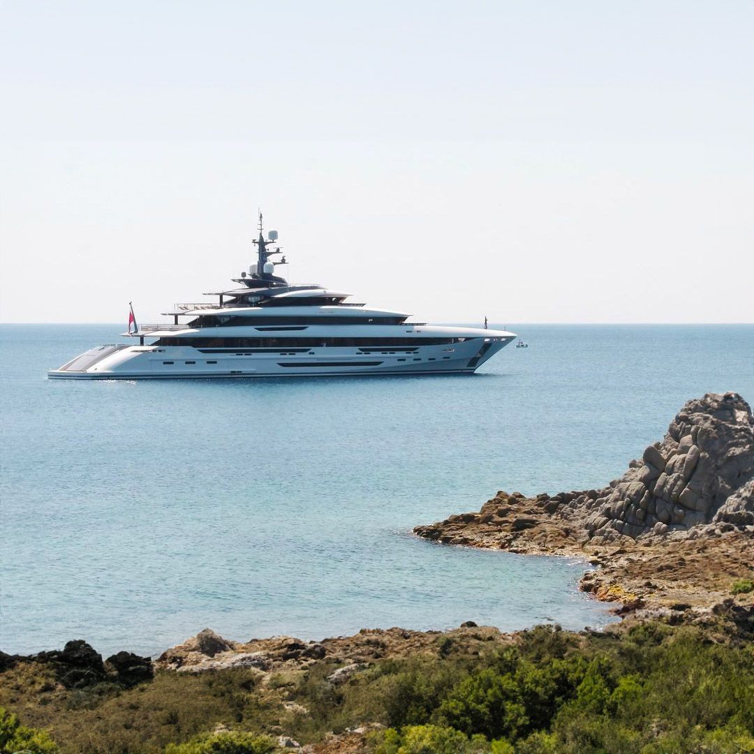 <p>Sophisticated yacht design for remote, <strong>ice</strong> <strong>destinations</strong>.</p>